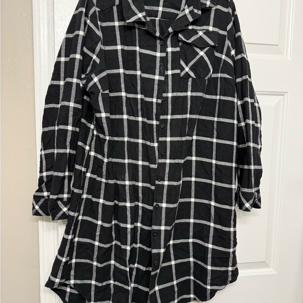 Torrid Black and White Plaid Tunic